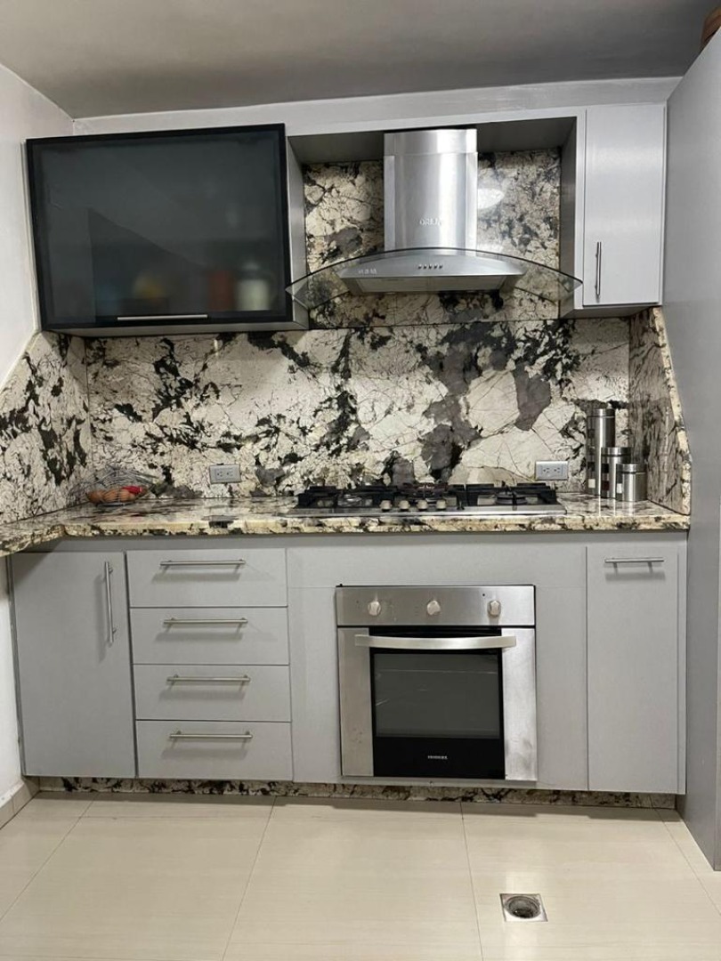 Townhouse en Venta en Conjunto Residencial Manantial Dorado, Valencia, San Diego, Carabobo - Cod. 0061 | Veracasa Inmobiliaria - Imagen 2