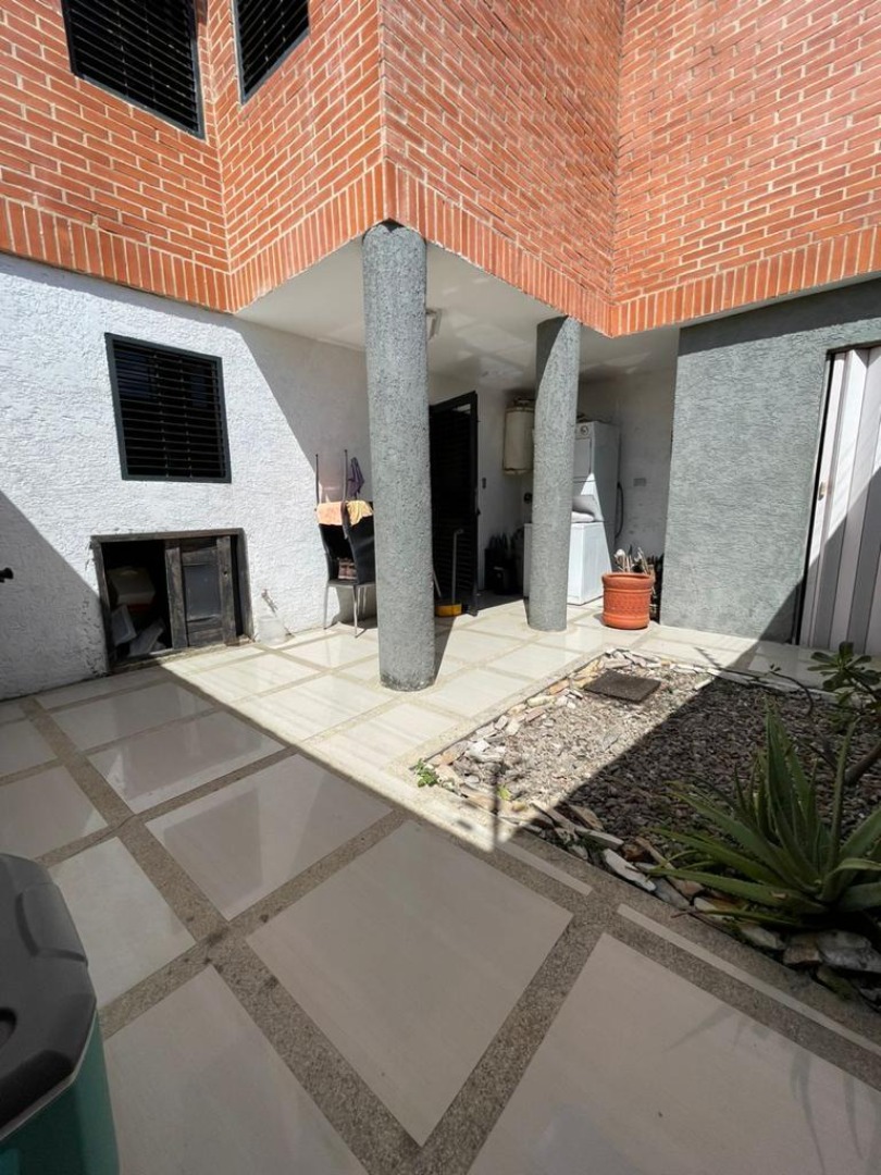 Townhouse en Venta en Conjunto Residencial Manantial Dorado, Valencia, San Diego, Carabobo - Cod. 0061 | Veracasa Inmobiliaria - Imagen 9