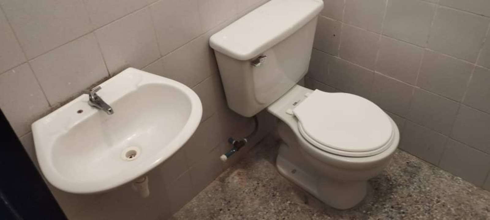 Local en Alquiler en Cerca de la Iglesia , Guigue, Carlos Arvelo, Carabobo - Cod. 0117 | Veracasa Inmobiliaria - Imagen 4