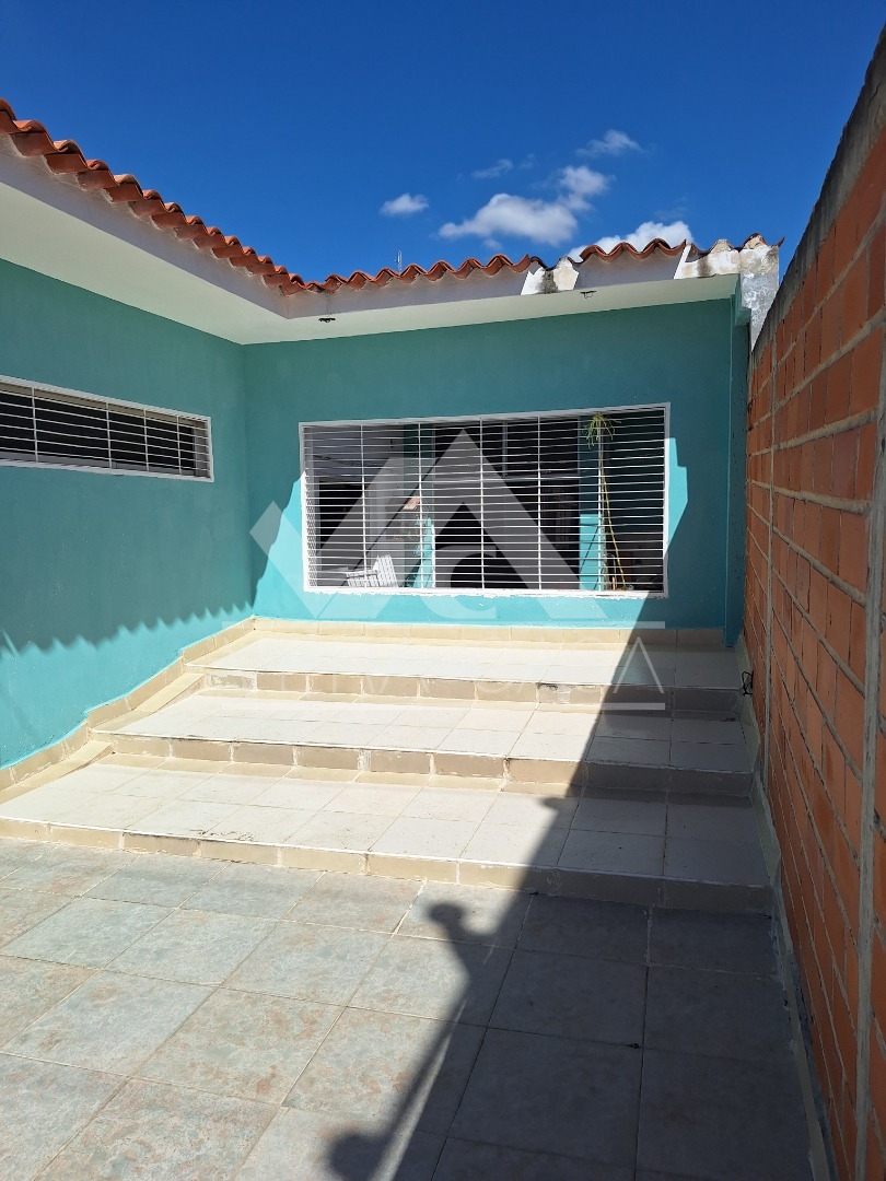 Casa en Venta en Urb valle verde, Valencia, San Diego, Carabobo - Cod. 0483 | Veracasa Inmobiliaria - Imagen 3