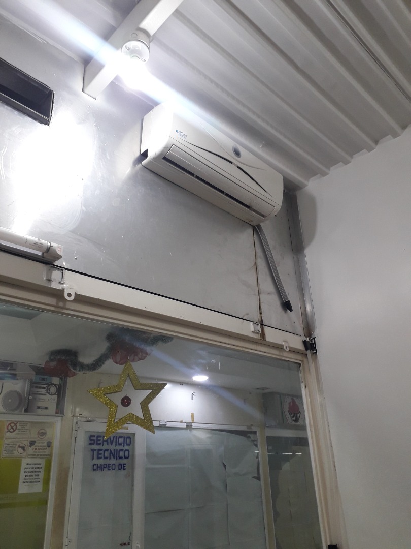 Local en Venta en Centro comercial san Diego Antiguo fin de siglo, Valencia, San Diego, Carabobo - Cod. 0009 | Veracasa Inmobiliaria - Imagen 2