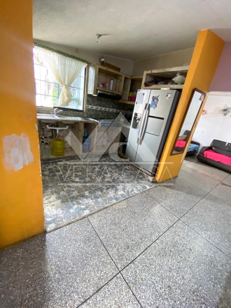 Casa en Venta en Urb La Esmeralda , Valencia, San Diego, Carabobo - Cod. 0525 | Veracasa Inmobiliaria - Imagen 4