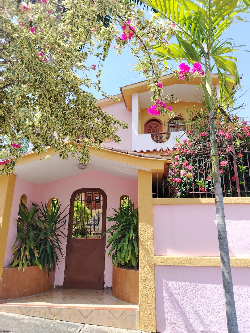 Casa en Venta en Las Chimeneas , Valencia, Valencia, Carabobo - Cod. 0526 | Veracasa Inmobiliaria - Imagen 2