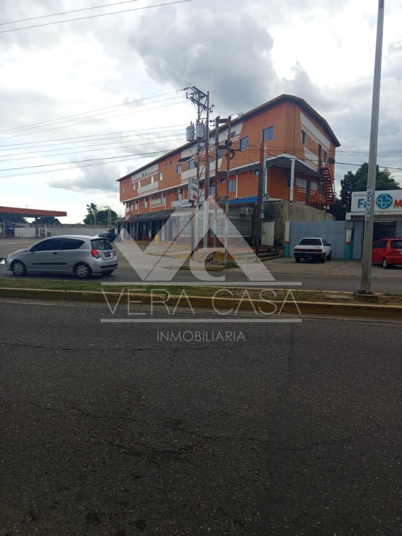 Edificio en Venta en Avenida Agustín Codazzi, Barinas, Barinas, Barinas - Cod. 0003 | Veracasa Inmobiliaria - Imagen 2