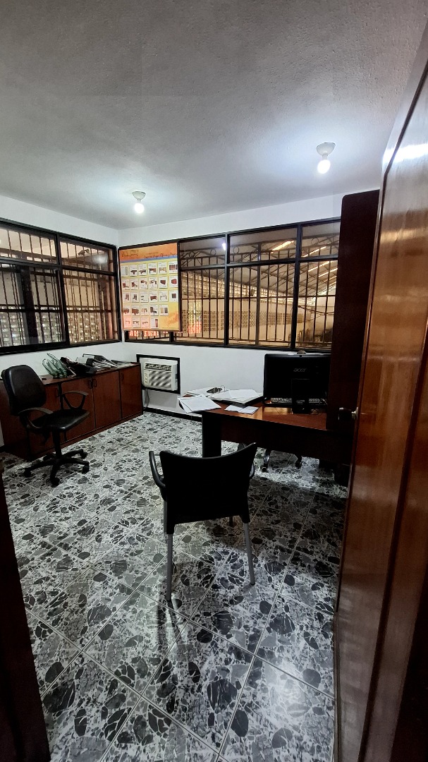 Galpon en Venta en Urbanización  Barrio Bueno Tocuyito cerca del Mercado Mayorista, Tocuyito, Libertador, Carabobo - Cod. 0037 | Veracasa Inmobiliaria - Imagen 2