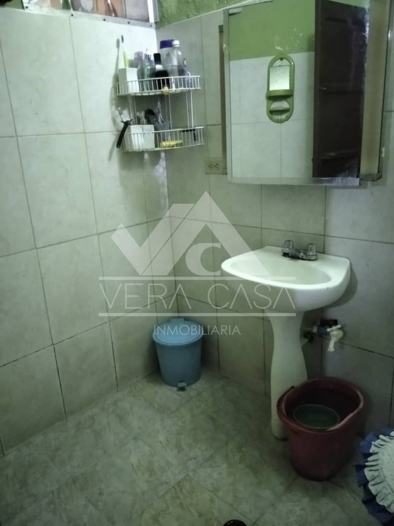 Casa en Venta en Urb. Santa Rosa, Valencia, Valencia, Carabobo - Cod. 0537 | Veracasa Inmobiliaria - Imagen 1