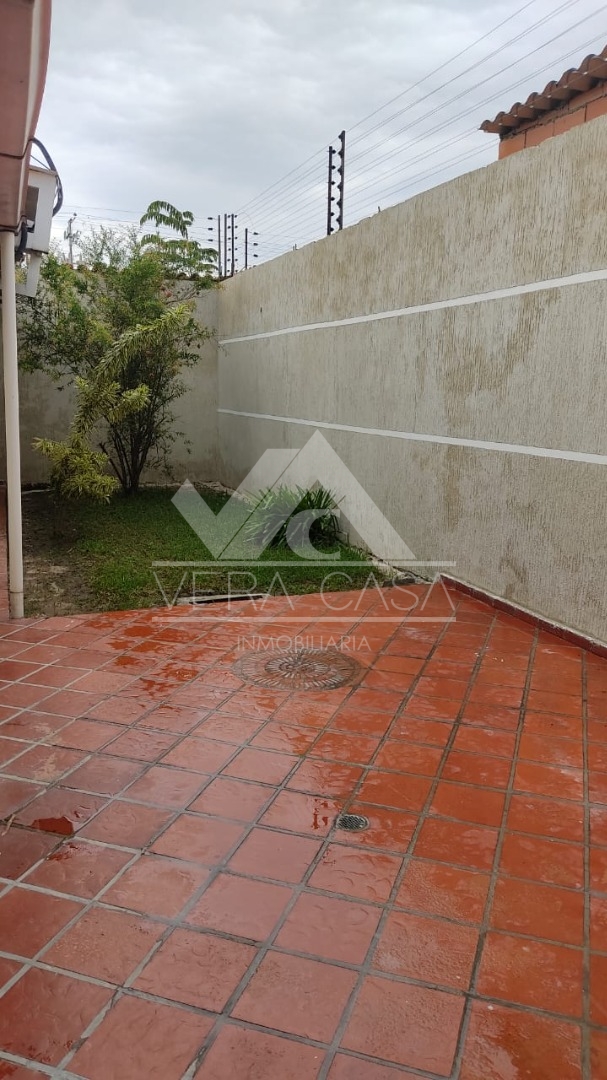 Casa en Venta en Calle río apure, Maracay, Santiago Mariño, Aragua - Cod. 0547 | Veracasa Inmobiliaria - Imagen 2