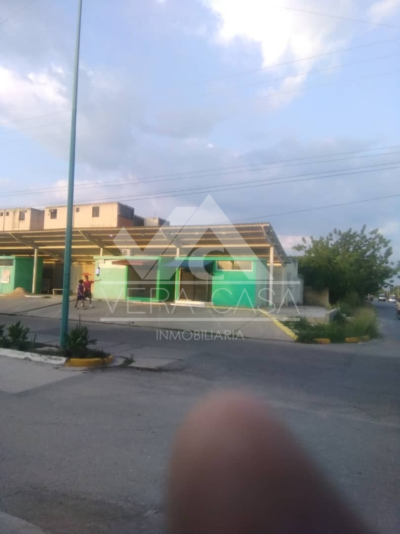 Local en Venta en CC BUENAVENTURA PLAZA , Valencia, Los Guayos, Carabobo - Cod. 0157 | Veracasa Inmobiliaria - Imagen 8