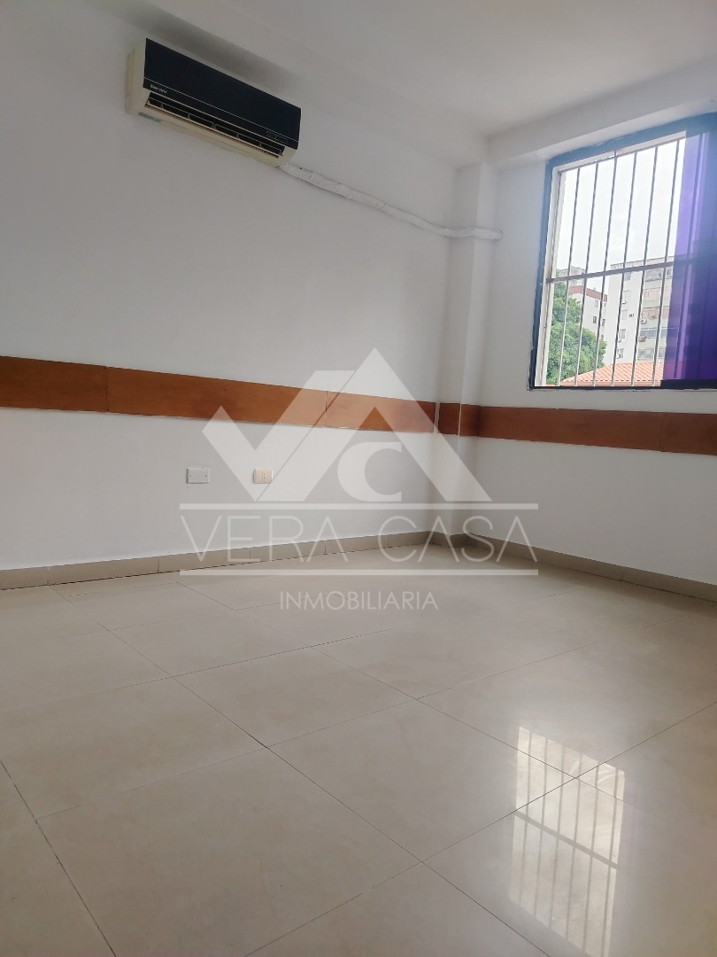 Local en Alquiler en Callejón Prebol, Valencia, Valencia, Carabobo - Cod. 0159 | Veracasa Inmobiliaria - Imagen 6