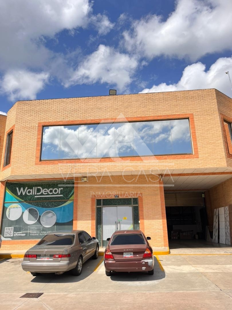 Galpon en Venta en CC inducentro, Valencia, San Diego, Carabobo - Cod. 0039 | Veracasa Inmobiliaria - Imagen 1