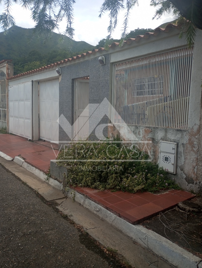 Casa en Venta en San Diego Lomas de la Esmeralda , Valencia, San Diego, Carabobo - Cod. 0559 | Veracasa Inmobiliaria - Imagen 1