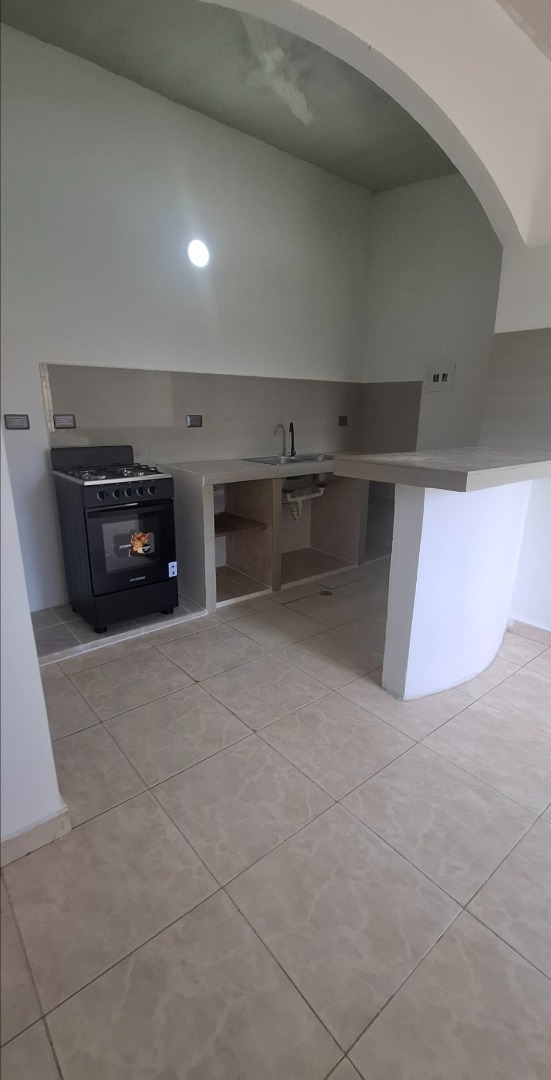 Casa en Alquiler en Residencias Buenaventura Paraparal , Los Guayos, Los Guayos, Carabobo - Cod. 0560 | Veracasa Inmobiliaria - Imagen 2