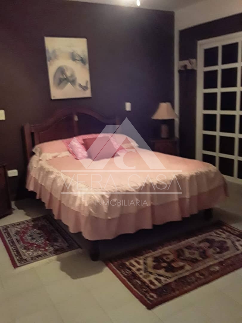 Casa en Venta en Urbanización Trigal Norte, Valencia, Valencia, Carabobo - Cod. 0563 | Veracasa Inmobiliaria - Imagen 8