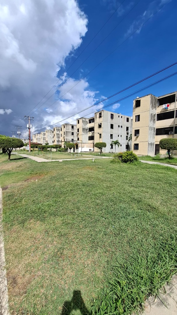 Apartamento en Alquiler en Residencias Buenaventura Paraparal , Los Guayos, Los Guayos, Carabobo - Cod. 1210 | Veracasa Inmobiliaria - Imagen 1