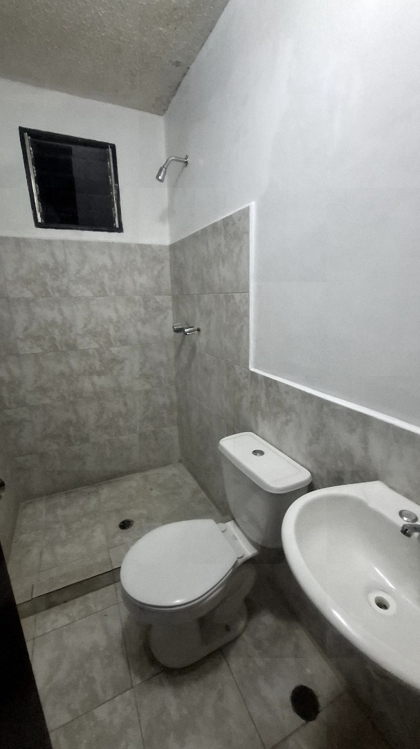 Apartamento en Alquiler en Residencias Buenaventura Paraparal , Los Guayos, Los Guayos, Carabobo - Cod. 1225 | Veracasa Inmobiliaria - Imagen 4