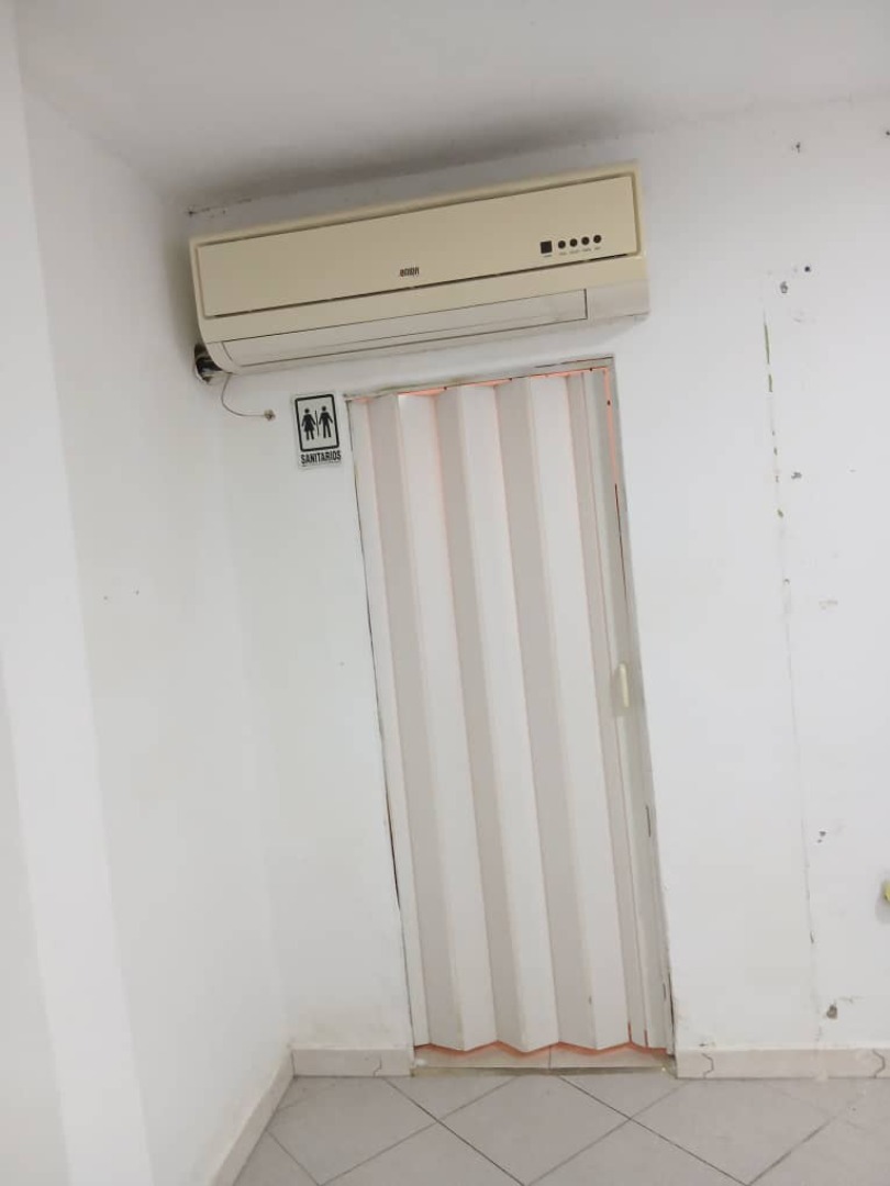 Local en Alquiler en Urbanización La Esmeralda , Valencia, San Diego, Carabobo - Cod. 0181 | Veracasa Inmobiliaria - Imagen 3