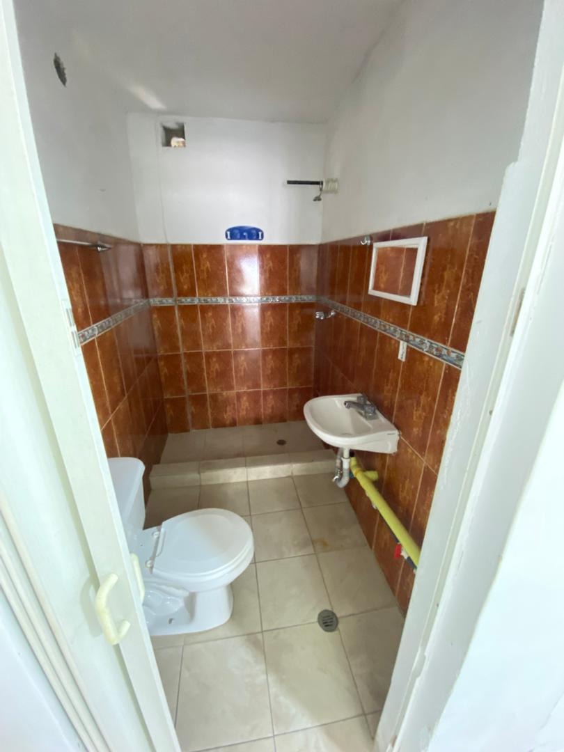 Local en Alquiler en Urbanización La Esmeralda , Valencia, San Diego, Carabobo - Cod. 0181 | Veracasa Inmobiliaria - Imagen 5