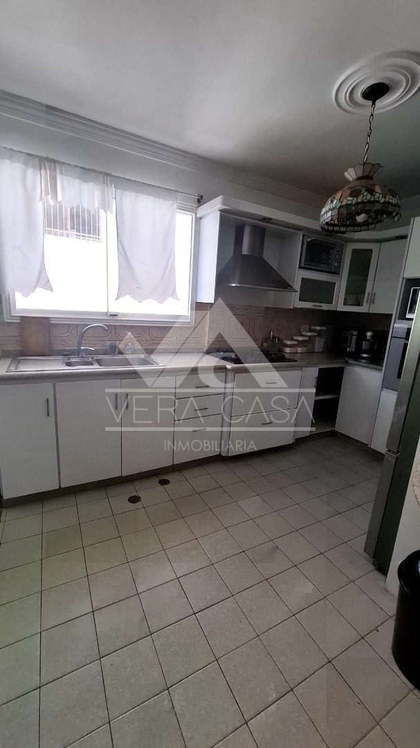 Apartamento en Venta en Residencias Punta del Este, Valencia, Valencia, Carabobo - Cod. 1232 | Veracasa Inmobiliaria - Imagen 2