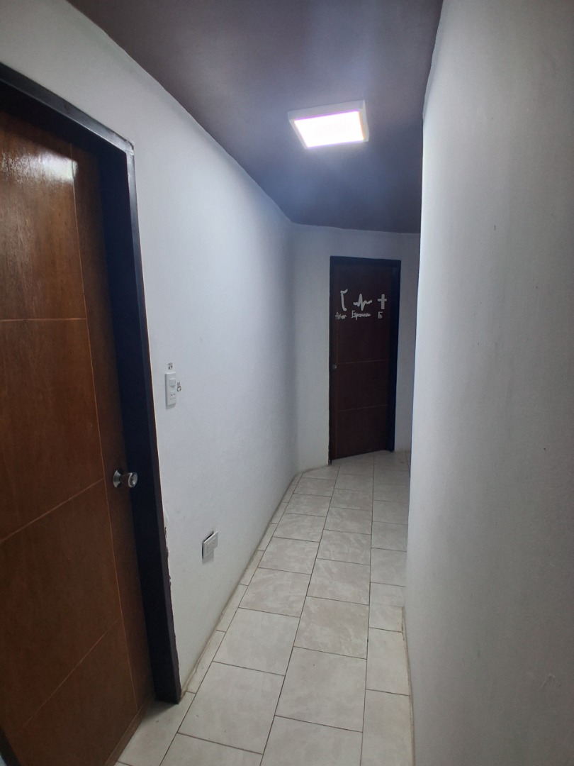 Apartamento en Alquiler en Paraparal. Res. Caranday, Los Guayos, Los Guayos, Carabobo - Cod. 1235 | Veracasa Inmobiliaria - Imagen 2