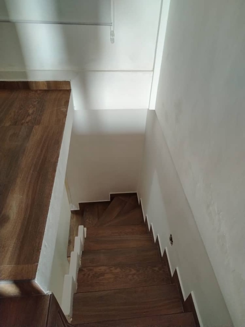 Townhouse en Venta en Residencias  Tierra Nueva Urbanización  Calicanto Condominio  Cantaclaro, Valencia, Valencia, Carabobo - Cod. 0089 | Veracasa Inmobiliaria - Imagen 2