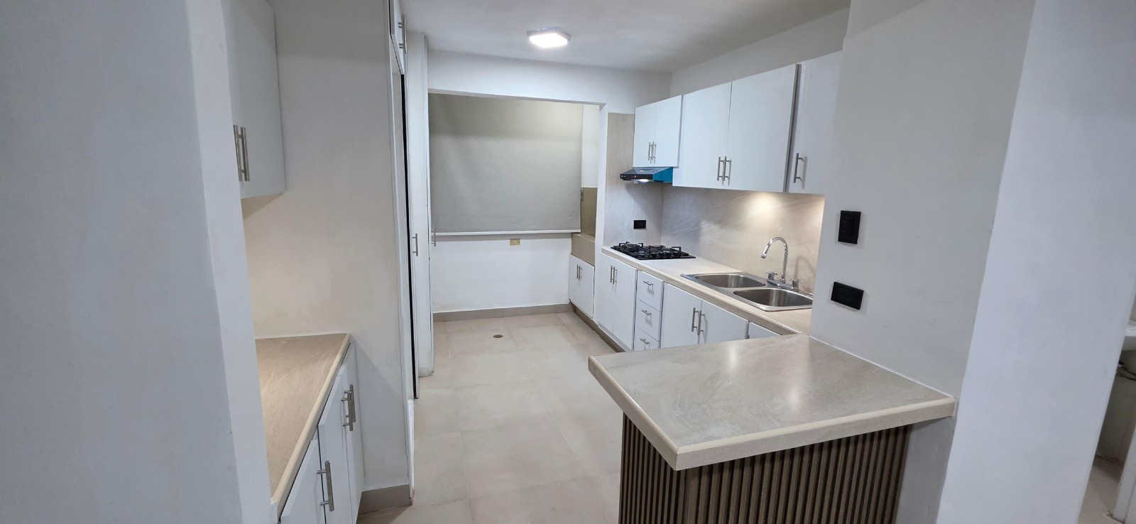 Apartamento en Venta en Residencias  Parque Napoli Urbanización Los Nisperos , Valencia, Valencia, Carabobo - Cod. 1244 | Veracasa Inmobiliaria - Imagen 2
