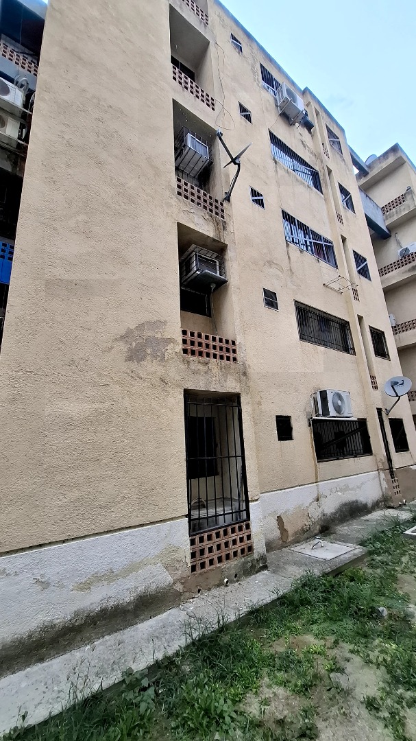 Apartamento en Venta en Residencias  el Castaño Paraparal , Los Guayos, Los Guayos, Carabobo - Cod. 1246 | Veracasa Inmobiliaria - Imagen 6