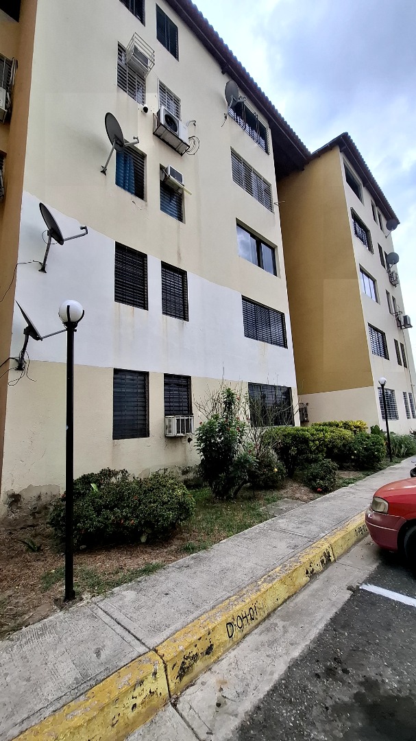 Apartamento en Alquiler en Residencias  Caranday Paraparal , Los Guayos, Los Guayos, Carabobo - Cod. 1247 | Veracasa Inmobiliaria - Imagen 10