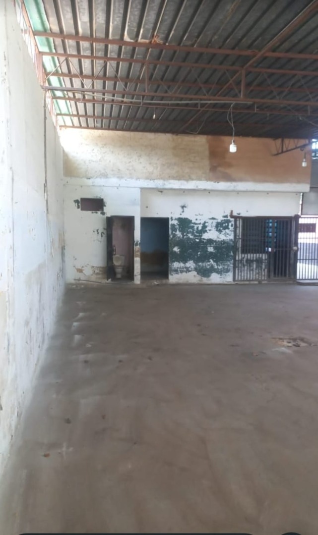 Galpon en Alquiler en Urbanización Santa Rosa, Valencia, Valencia, Carabobo - Cod. 0043 | Veracasa Inmobiliaria - Imagen 2