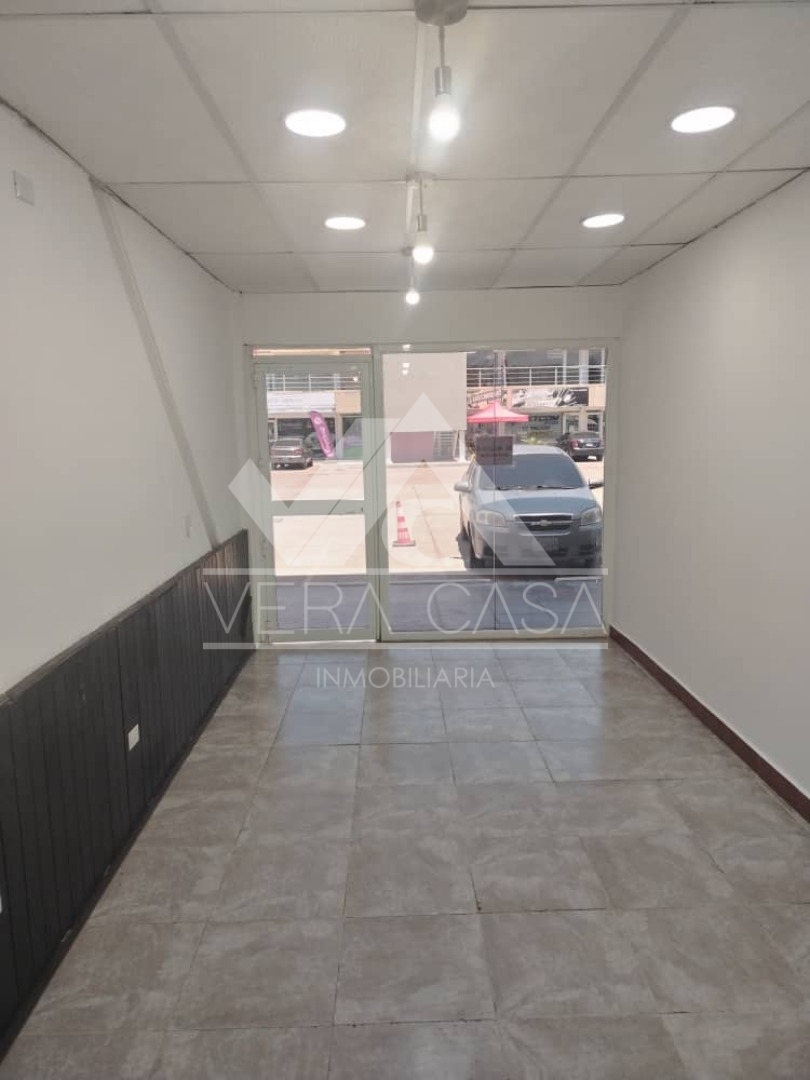 Local en Alquiler en C.C PARAPARAL , Los Guayos, Los Guayos, Carabobo - Cod. 0190 | Veracasa Inmobiliaria - Imagen 4
