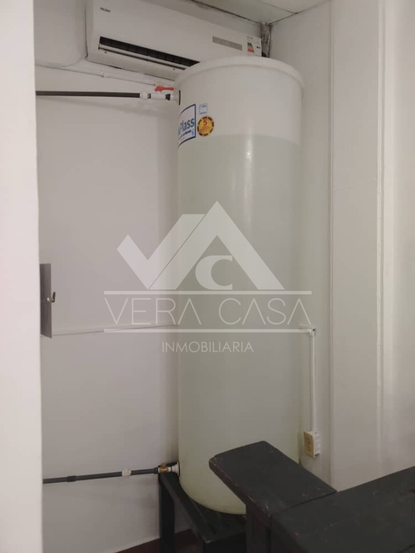 Local en Alquiler en C.C PARAPARAL , Los Guayos, Los Guayos, Carabobo - Cod. 0190 | Veracasa Inmobiliaria - Imagen 5