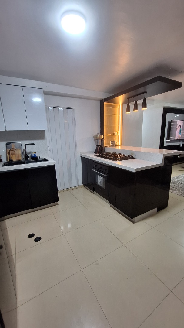 Apartamento en Venta en La abadia 4, Valencia, San Diego, Carabobo - Cod. 1261 | Veracasa Inmobiliaria - Imagen 2