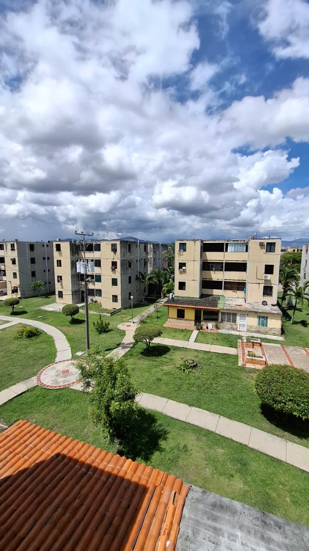 Apartamento en Alquiler en Residencias Buenaventura Paraparal , Los Guayos, Los Guayos, Carabobo - Cod. 1308 | Veracasa Inmobiliaria - Imagen 1