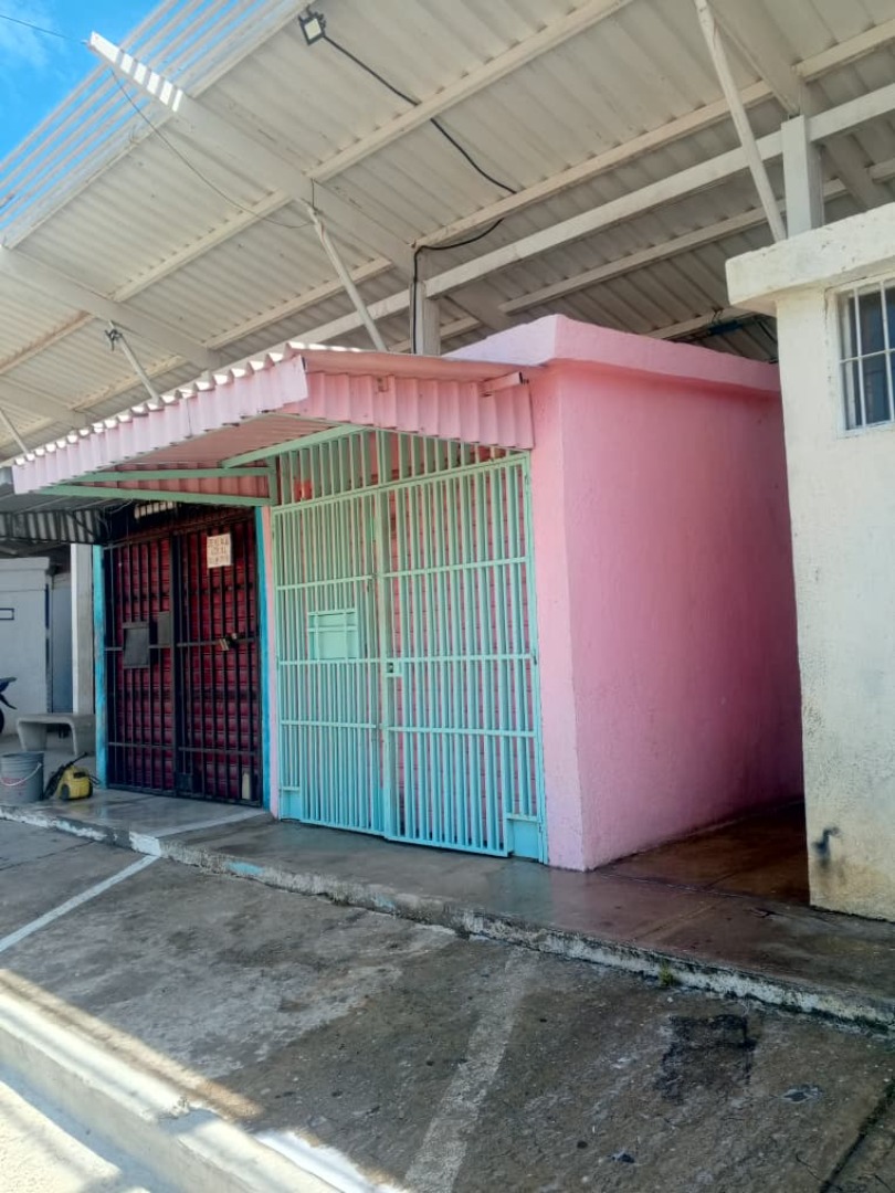 Local en Venta en CC Buenaventura Plaza, Los Guayos, Los Guayos, Carabobo - Cod. 0201 | Veracasa Inmobiliaria - Imagen 7