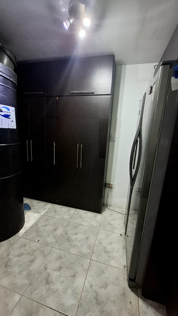 Apartamento en Venta en Residencias  Los Andes 2 , Valencia, San Diego, Carabobo - Cod. 1328 | Veracasa Inmobiliaria - Imagen 2