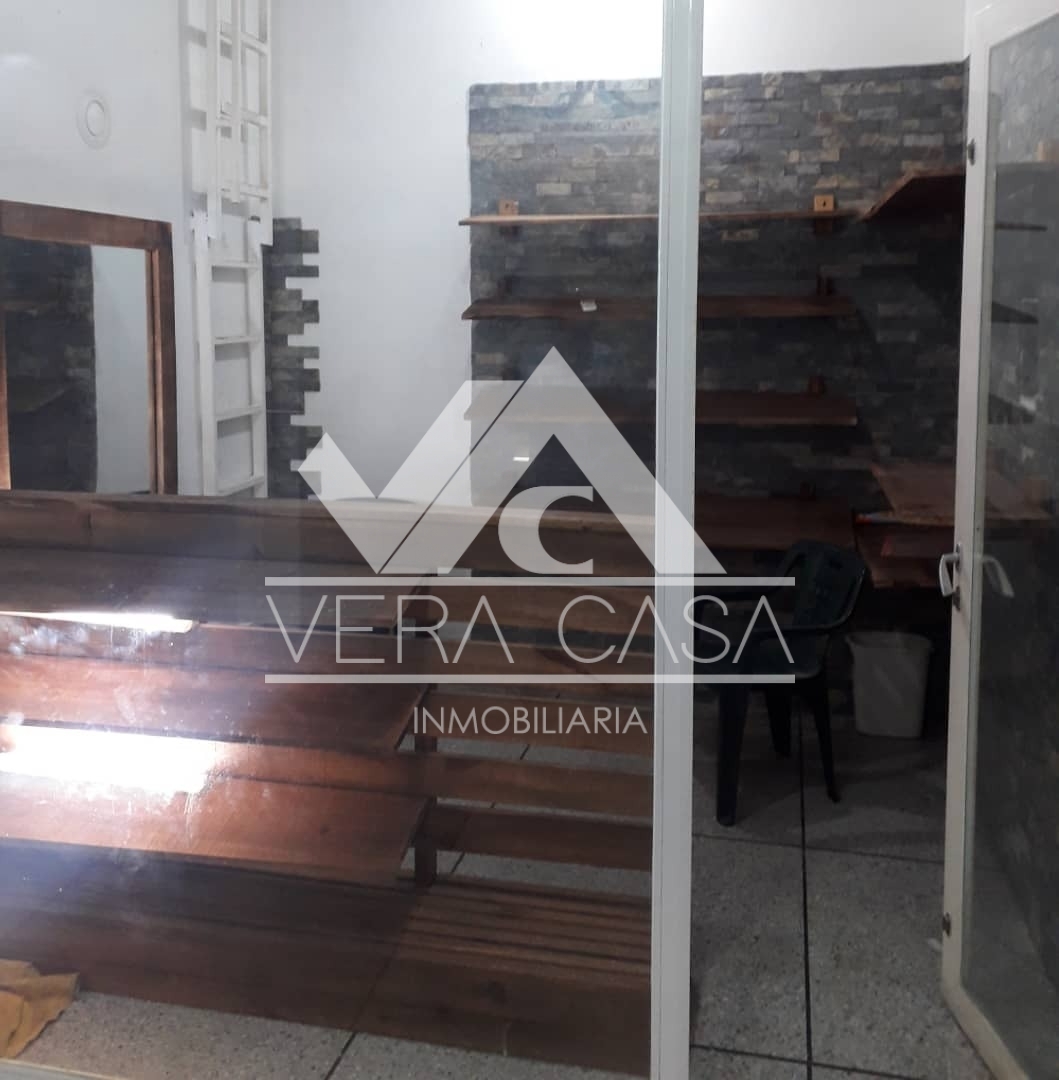 Local en Alquiler en Centro comercial fin de siglo, Valencia, San Diego, Carabobo - Cod. 0033 | Veracasa Inmobiliaria - Imagen 1